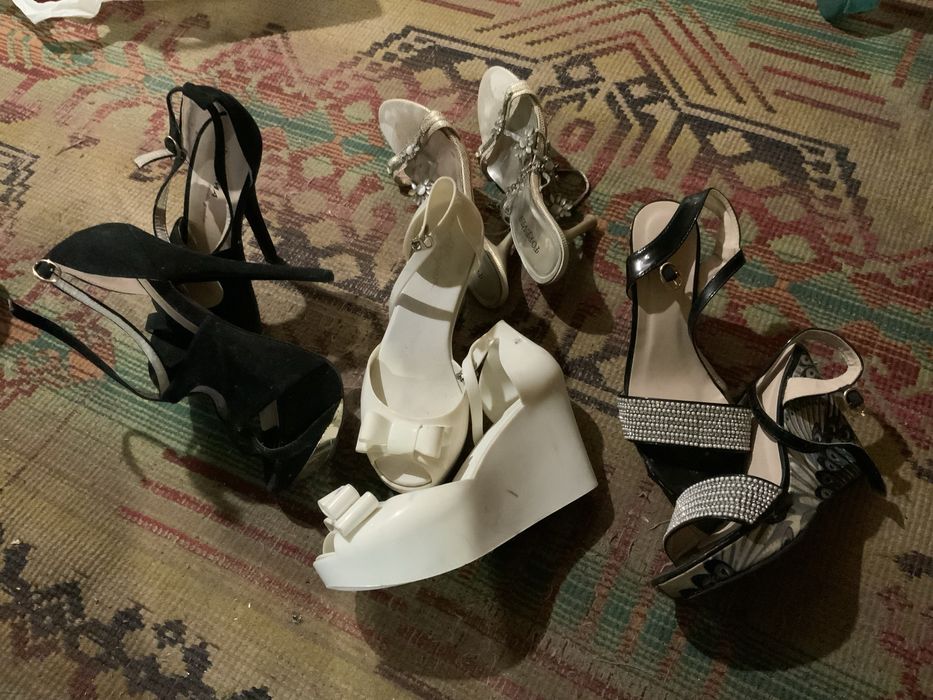 Дамски сандали 10 лв