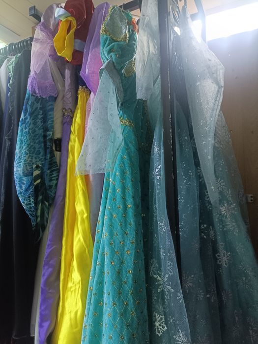 Продажа костюмы карнавальные