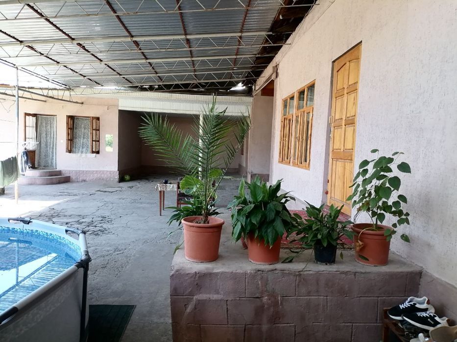 Кибрай Аргинда ховли сотилади. Срочно