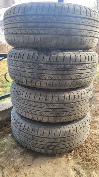 Продам шины размер 15