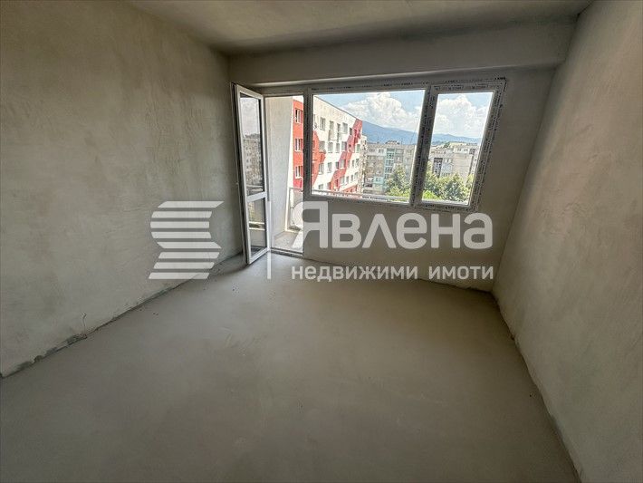 Продава се Тристаен апартамент в Перник, Изток - 101 кв.м за 870 €/кв.м - Снимка #3