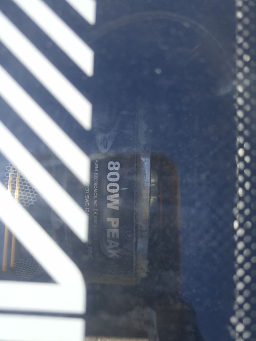 Сабвуфер автомобильный ALPINE