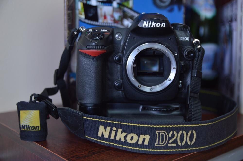 В продаже проф камера Nikon d200 body