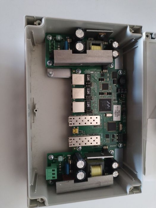 Продам коммутатор/блок питания