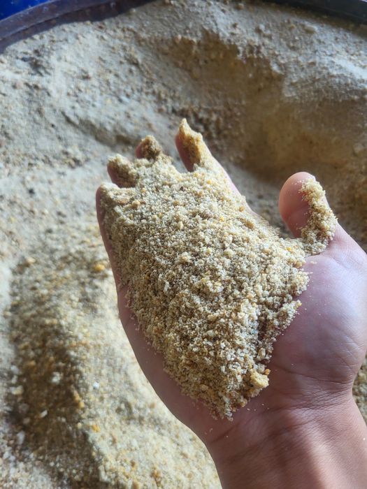 Дробленый хлеб с кириешкой