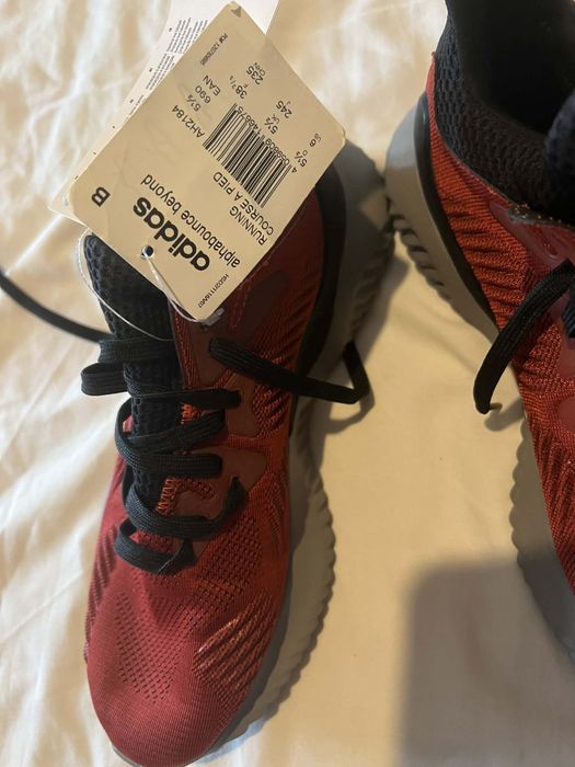 Adidasi alphabounce de la Adidas ! Marimea 38,5