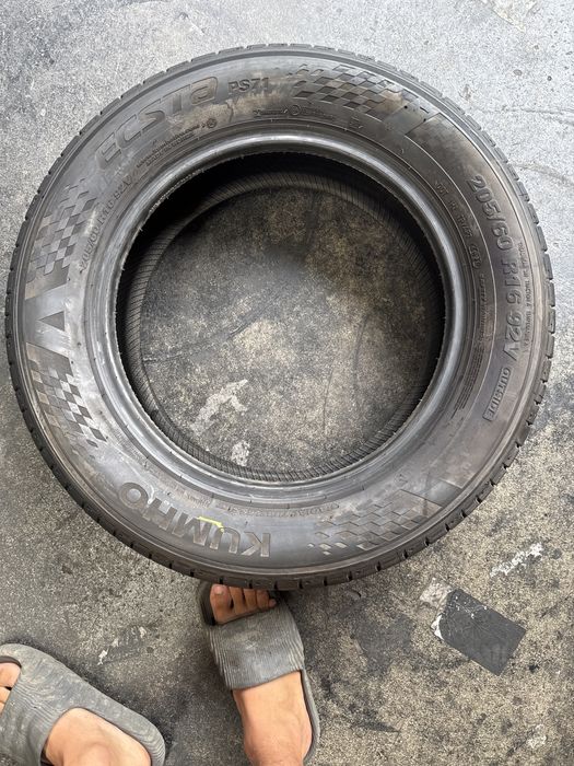 205/60/16 Kumho
