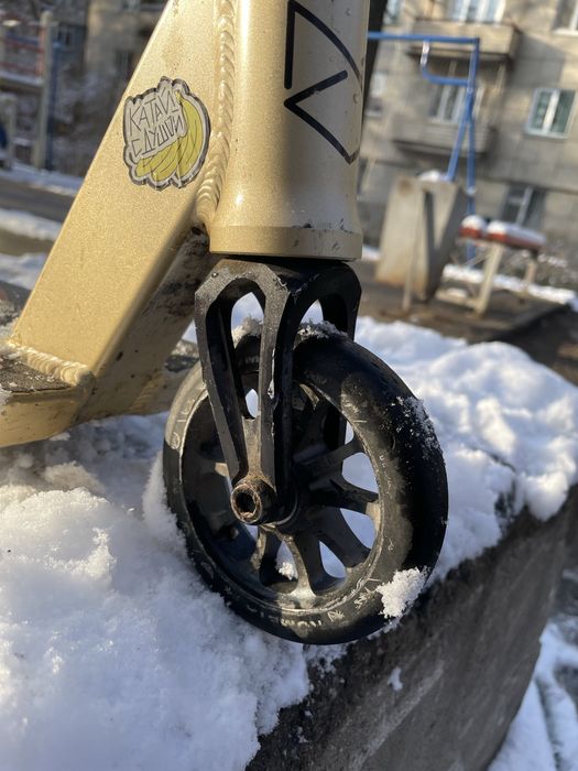 Трюковой самокат кастом