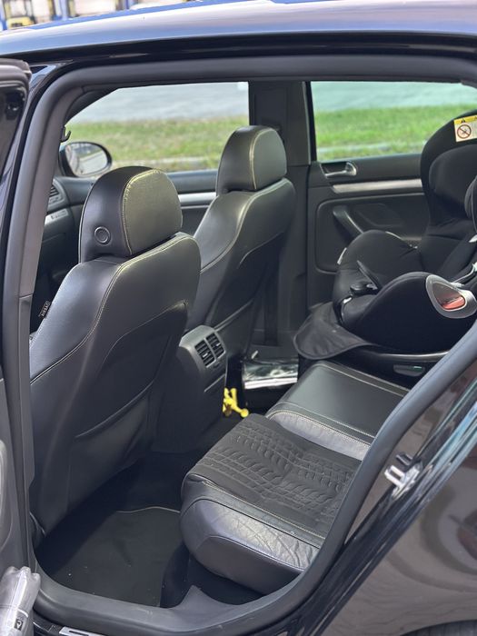 Schimb golf 5 PIRELLI edition