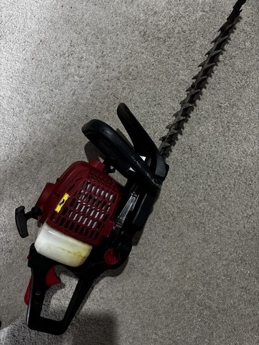 Бензинов храсторез Grizzly BHS 2660
В добро рабо