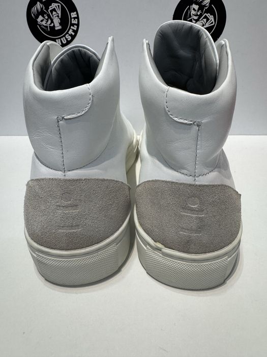 Сникърси DIVERGE .Номер 45