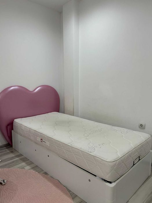 Мебели за детска стая за момиче