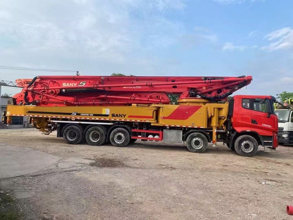 Avtobetonnasos sany 71 meter alo xolatda