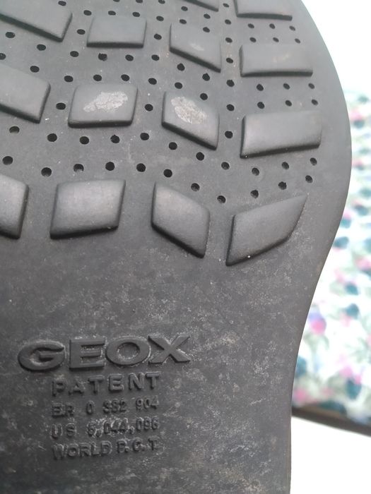 Vind Ghete GEOX PATENT WORLD P.C.T.marimea 42