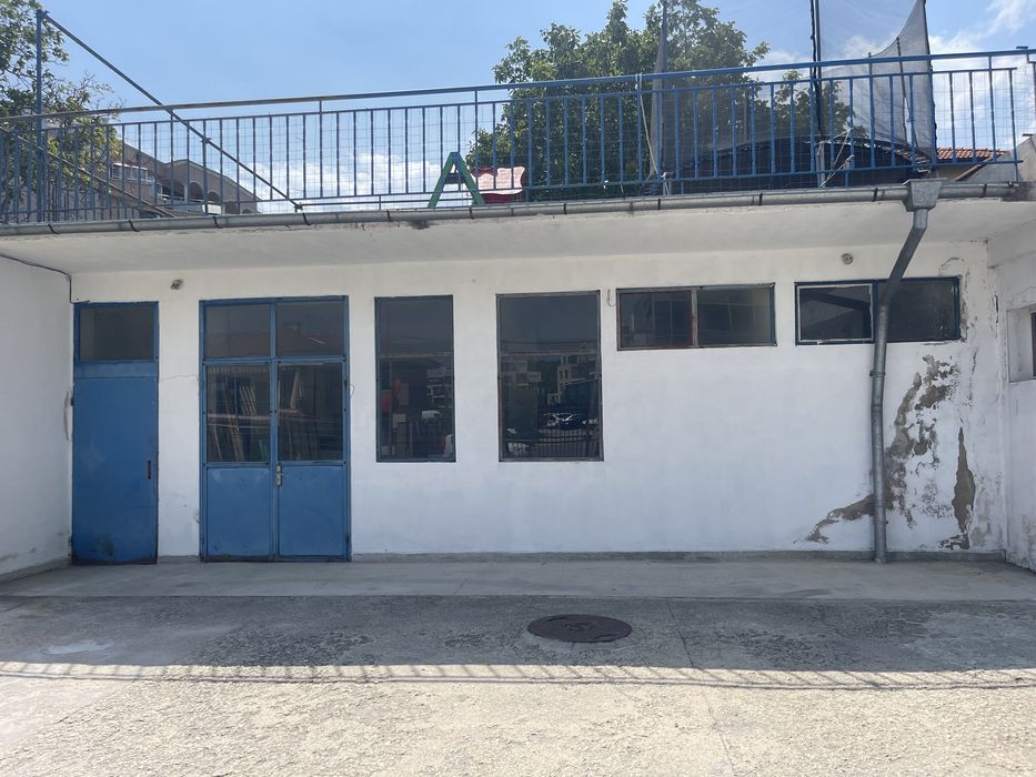 Гаражна врата, Метална врата двукрила 160 275, врата 100 275, решетки