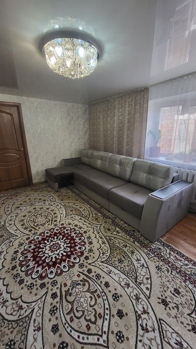 Срочно продам пол дома.
