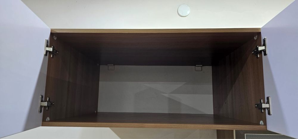 Продаю навесную полку