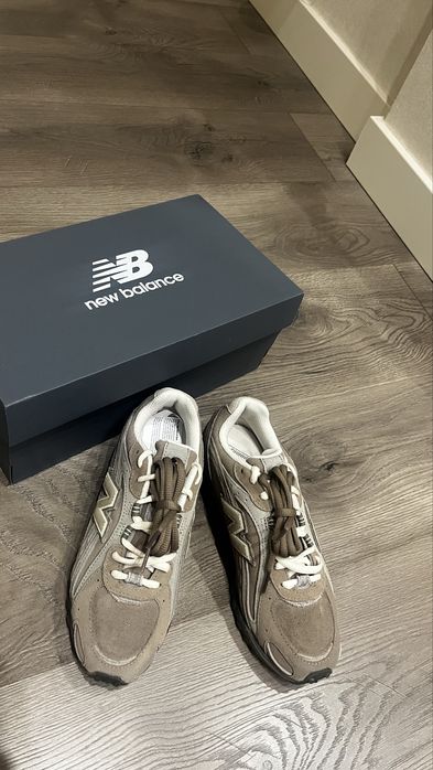 Кроссовки New Balance 204L