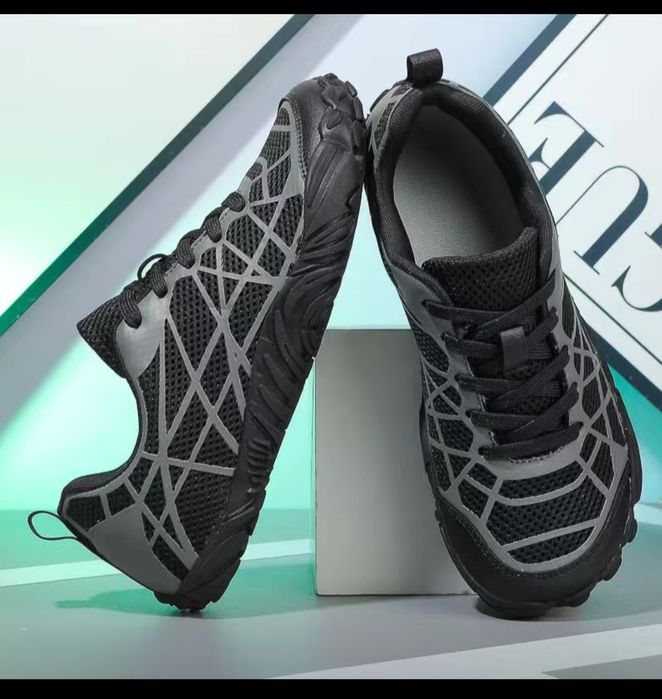 Сатылады,жаңа,аяққа жеңіл кигенде.