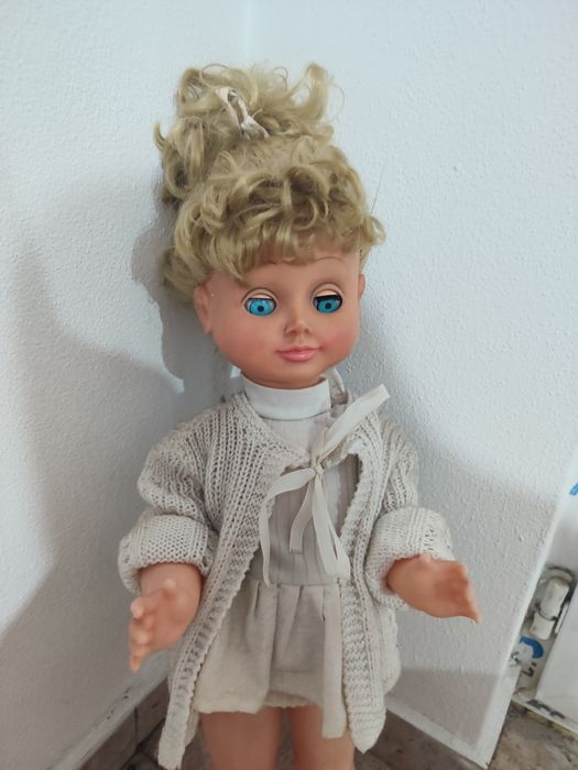 Papusă veche  anii 1970