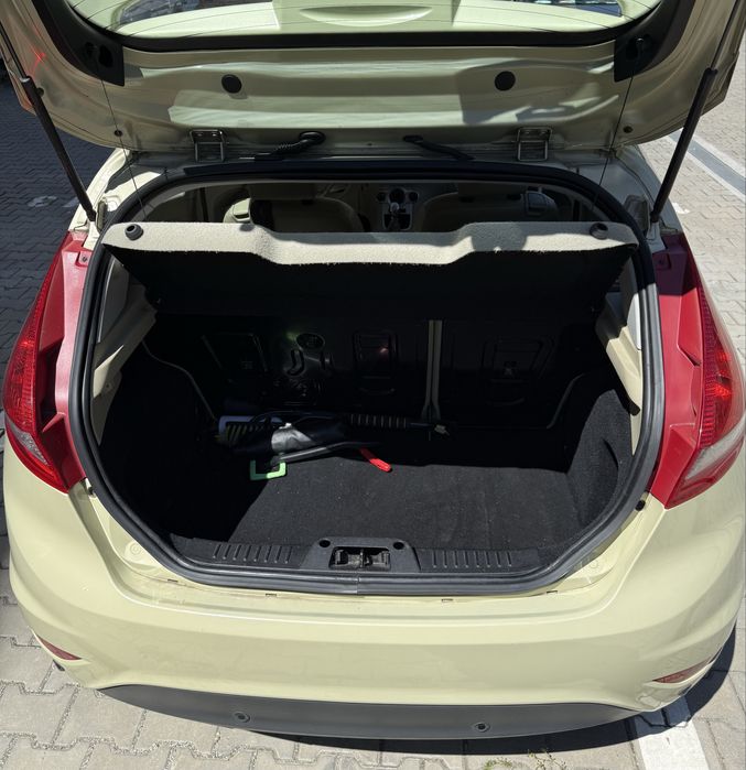 Ford fiesta 1.4 benzina