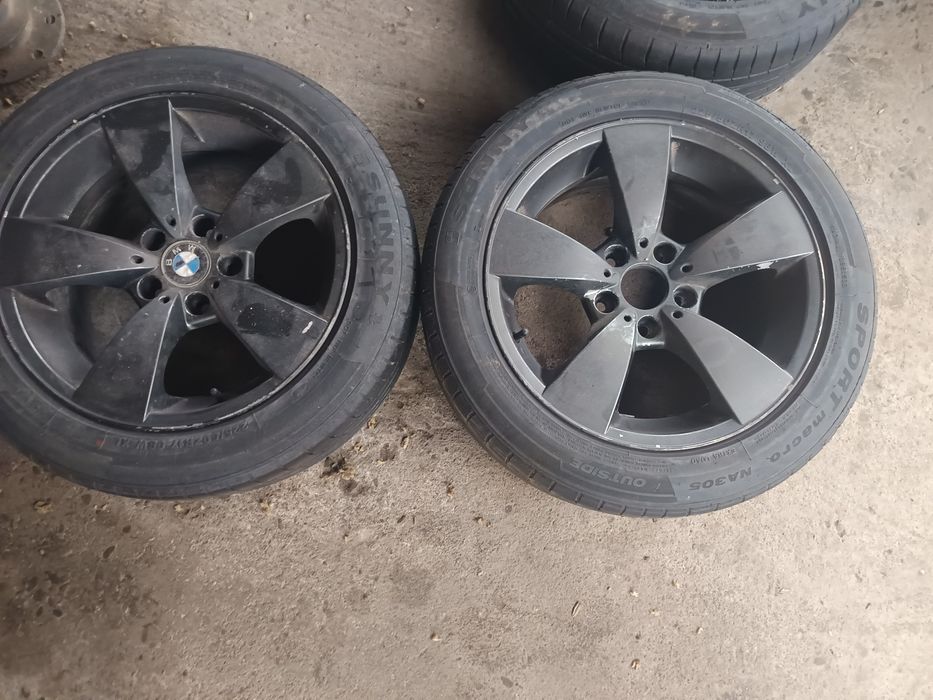 Vând jante BMW E60 R17 Cauciucuri noi de vară