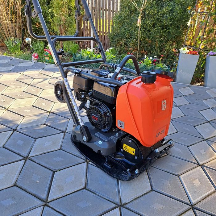 Închiriere mai compactor, placa compactoare, picamer, carotari beton