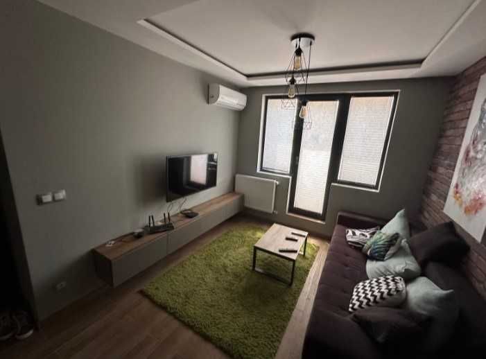 Дава се под наем Двустаен апартамент в София, Център - 45 кв.м за 625 € - Снимка #1