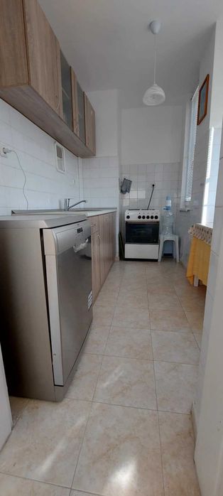 Продава се Тристаен апартамент в Хасково, Център - 100 кв.м за 1030 €/кв.м - Снимка #4