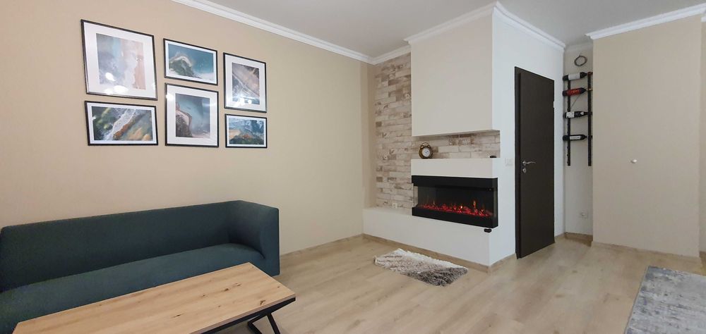 Дава се под наем Многостаен апартамент в Пловдив, Център - 140 кв.м за 1495.83 € - Снимка #2