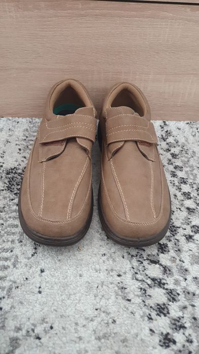 Pantofi Din imitatie de piele