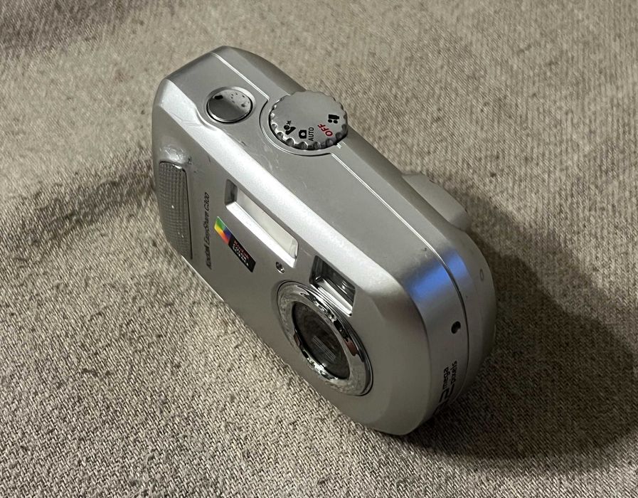 Aparat foto digital Kodak EasyShare C300 3.2MP functional