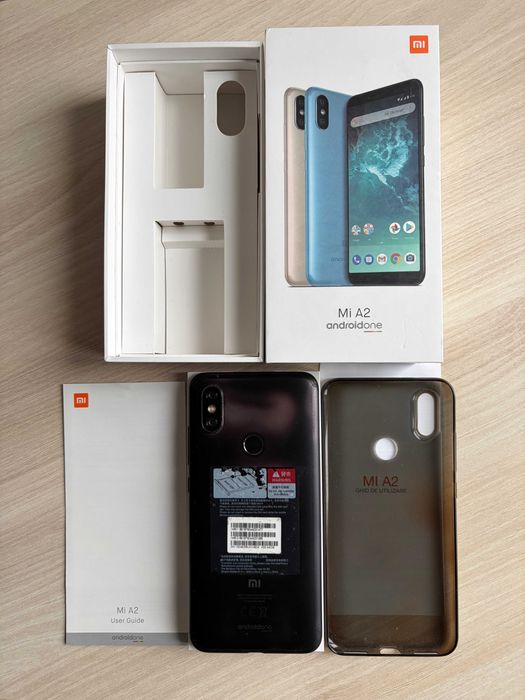 Продавам Xiaomi Mi A2 за ремонт или за части