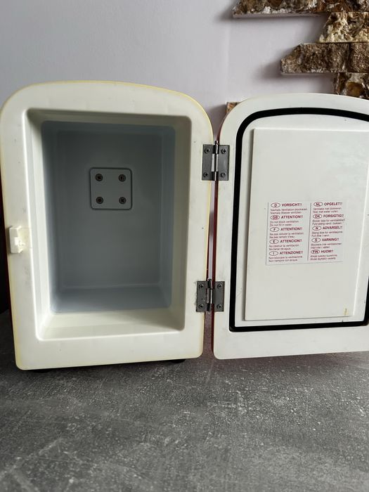 Frigider Coca Cola 4L