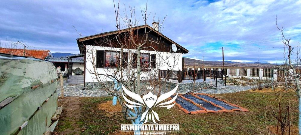 Продава се Къща в с. Красново, Област Пловдив - 190 кв.м за 438 €/кв.м - Снимка #2