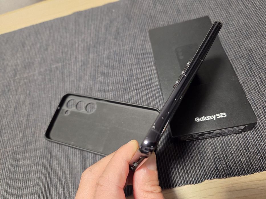 Samsung galaxy S23 / 256gb