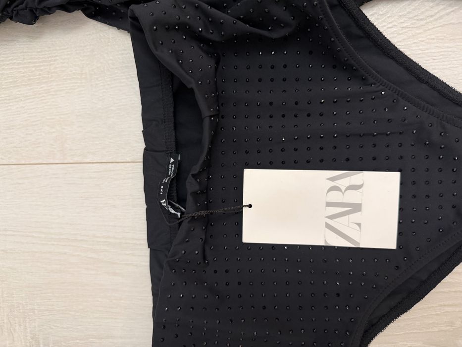 Рокля Zara с камъни Комплект с панталонки Чисто Нова размер S