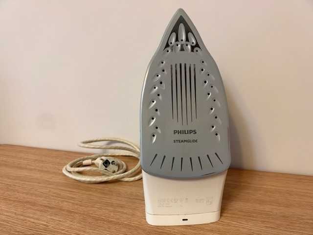 Употребявана ютия Philips, модел PowerLife