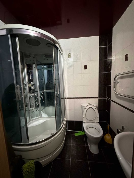 Продам 4 ком в мкр Наурыз 2012г постройки