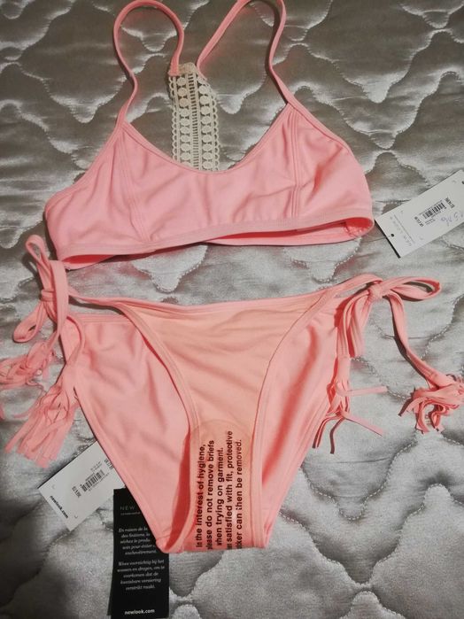 Чисто нови бански