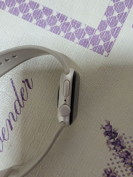 Новый часеи продам