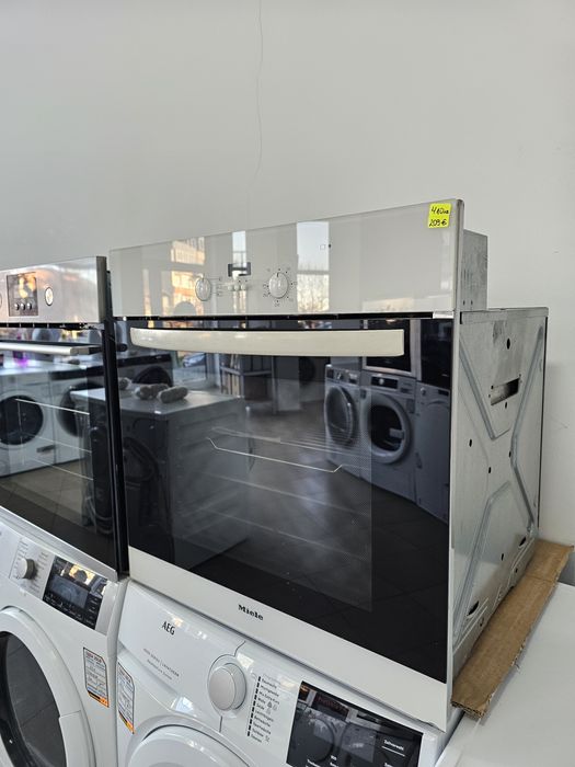 Фурна за вграждане Míele