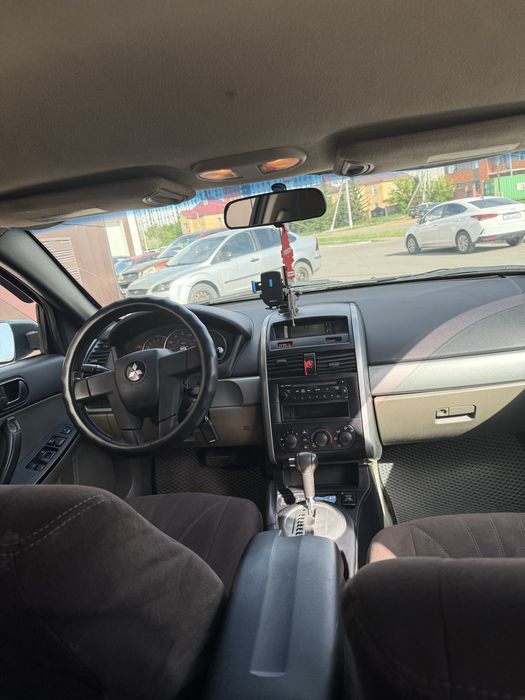 Mitsubishi galant 2004 2.4L галант