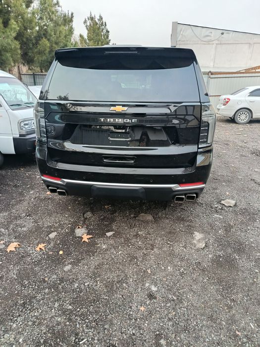 Chevrolet Tahoe Country