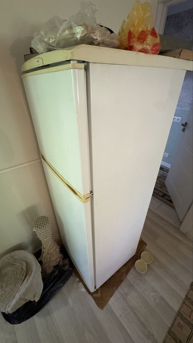 Холодильник б/у не работает можно починить