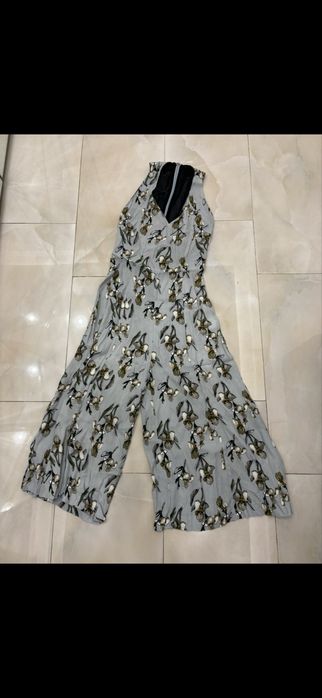 Дрехи по 5 евро основно ZARA
