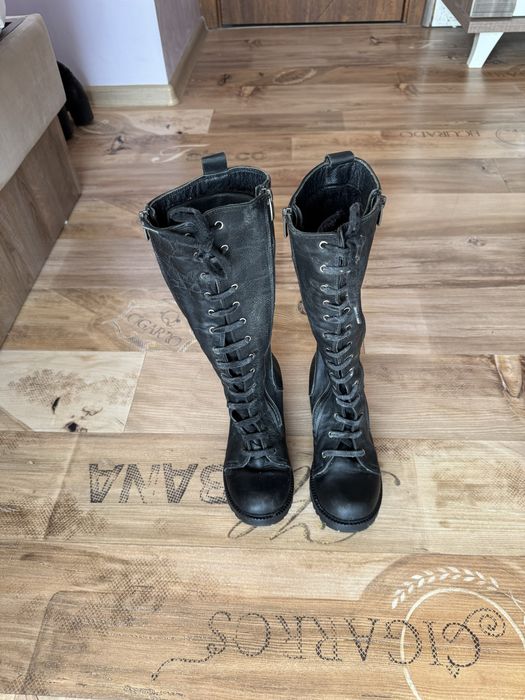 Дълги дамски ботуши