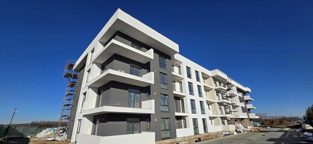 Apartament 3 camere de vanzare -  cartier  RIVIERA