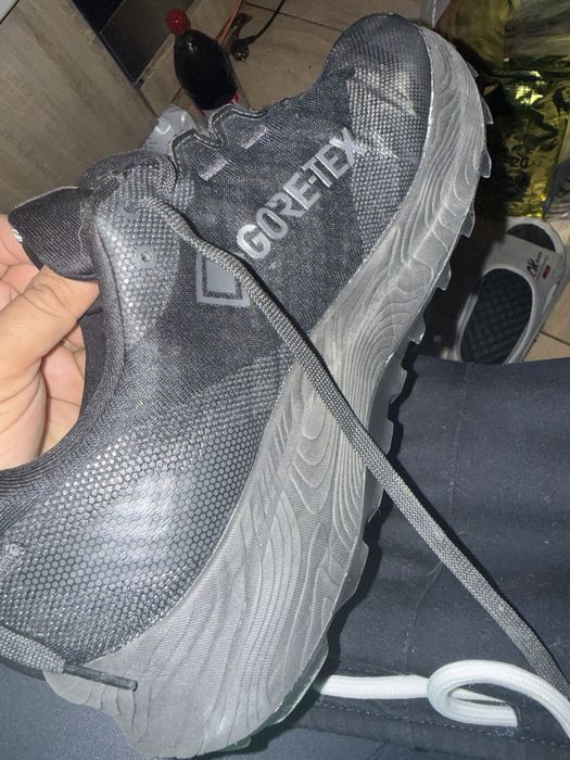 Asics Running goretex