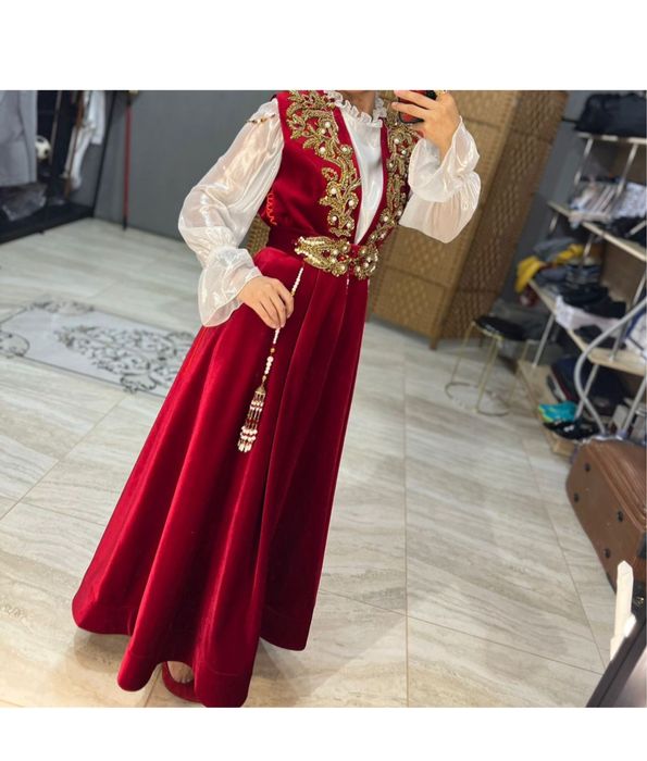 Камзол қазақы нақышта